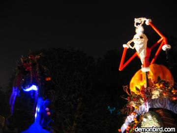 Jack at night in front of the hautned mansion holiday